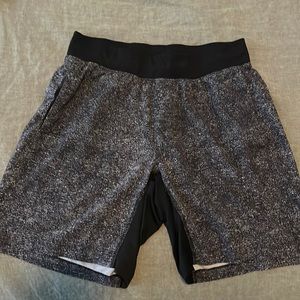 Men’s Lululemon Short Linerless with Lux waistband M